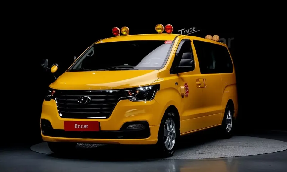 Hyundai Starex
