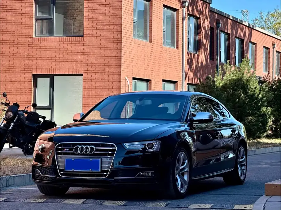 Audi S5