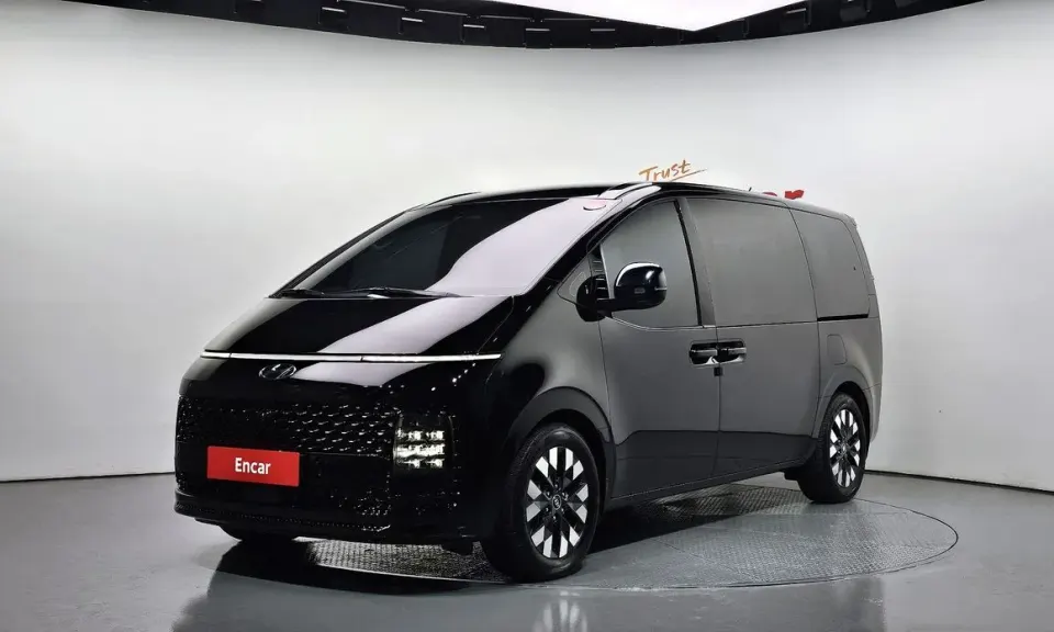 Hyundai Staria