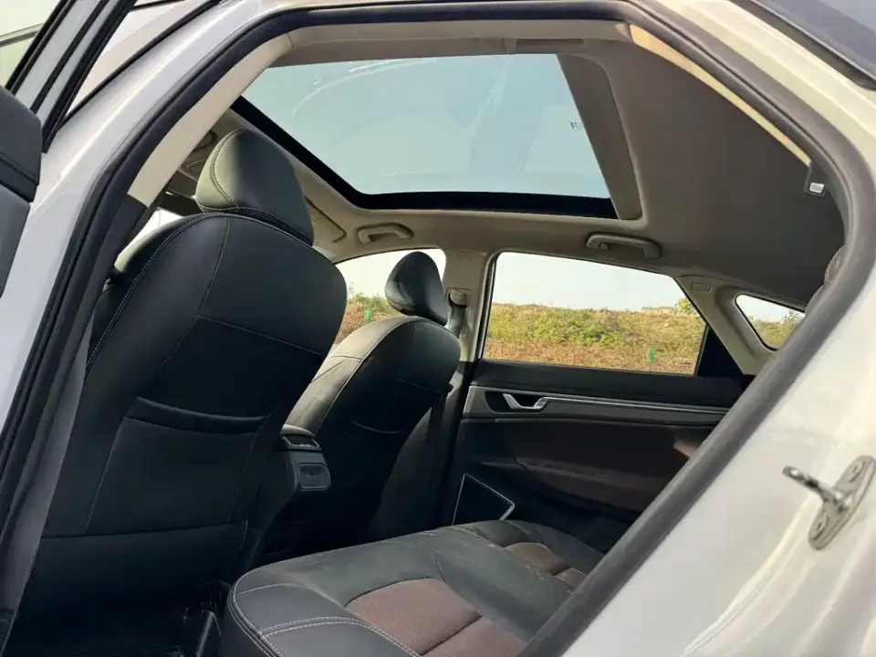 Geely Emgrand GS