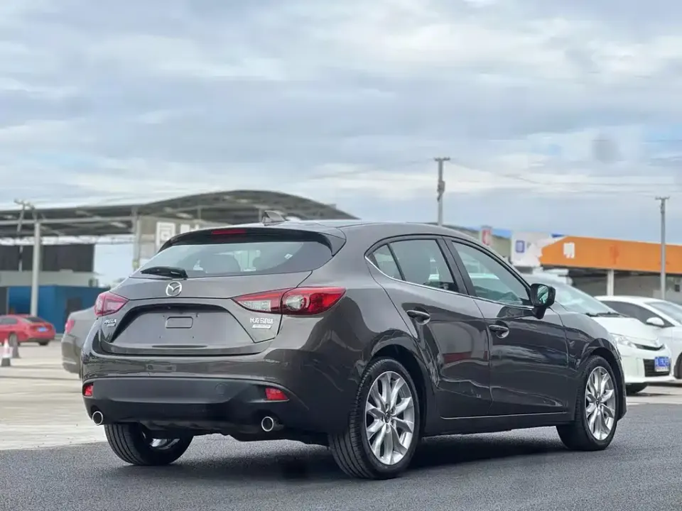 Mazda 3 Axela