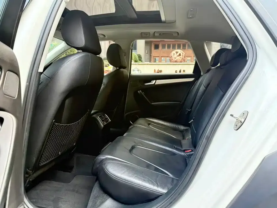Audi A4 (Import)