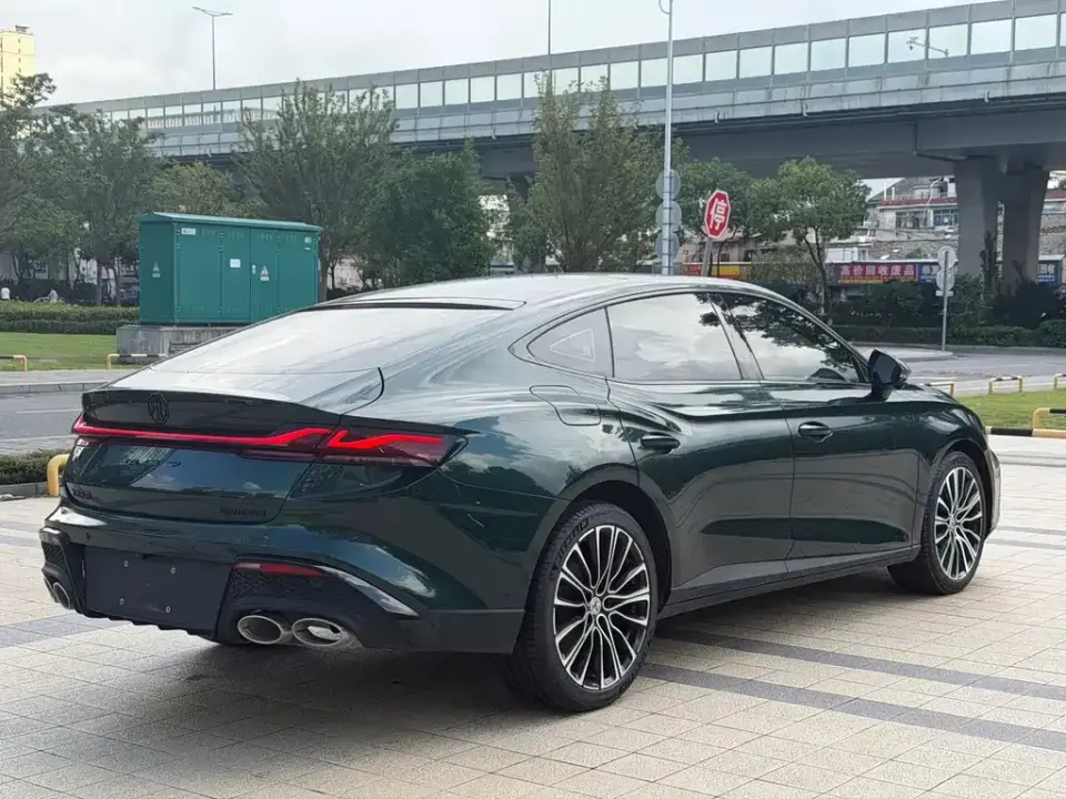 MG MG7