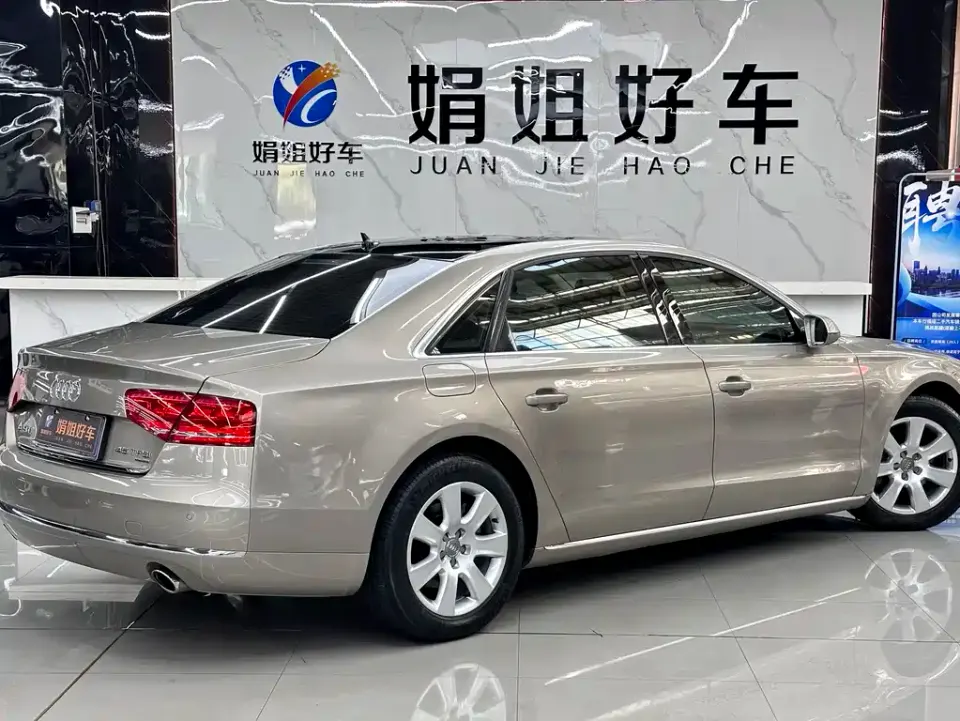 Audi A8