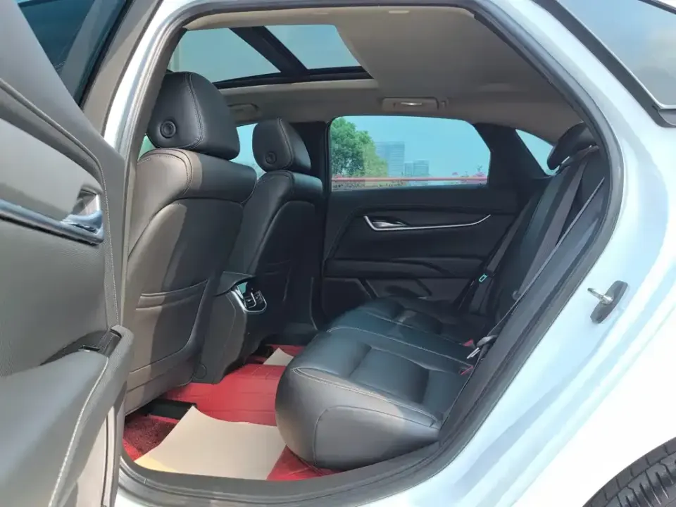 Cadillac XTS