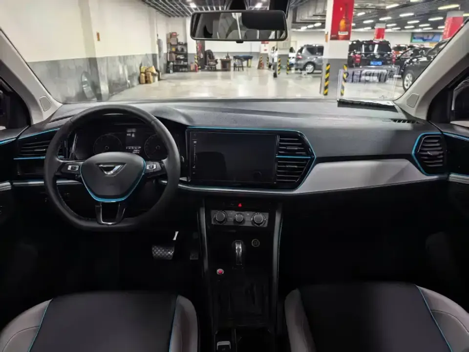 Jetta VS5