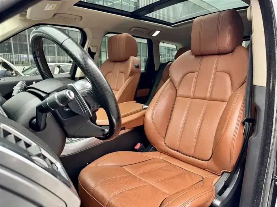 Land Rover Sport
