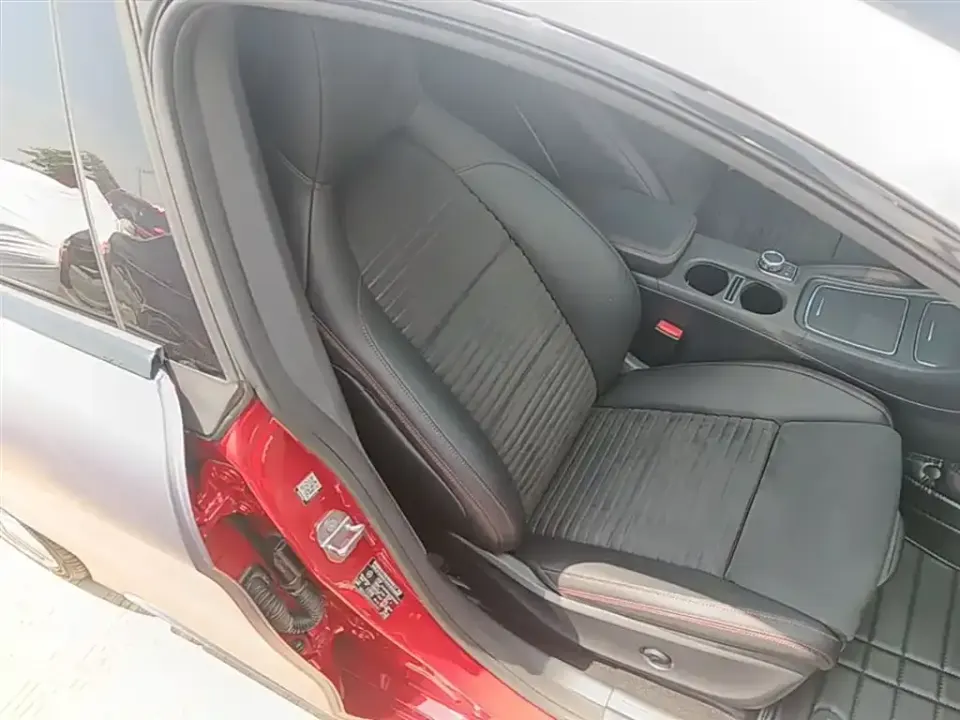 Mercedes-Benz CLA (Import)