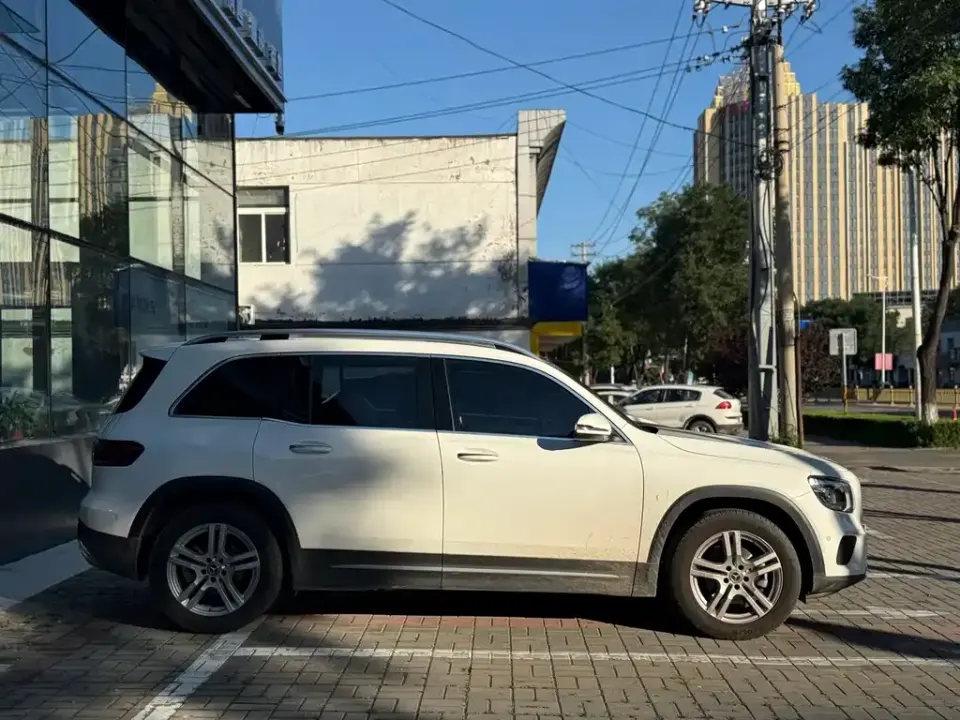 Mercedes-Benz GLB