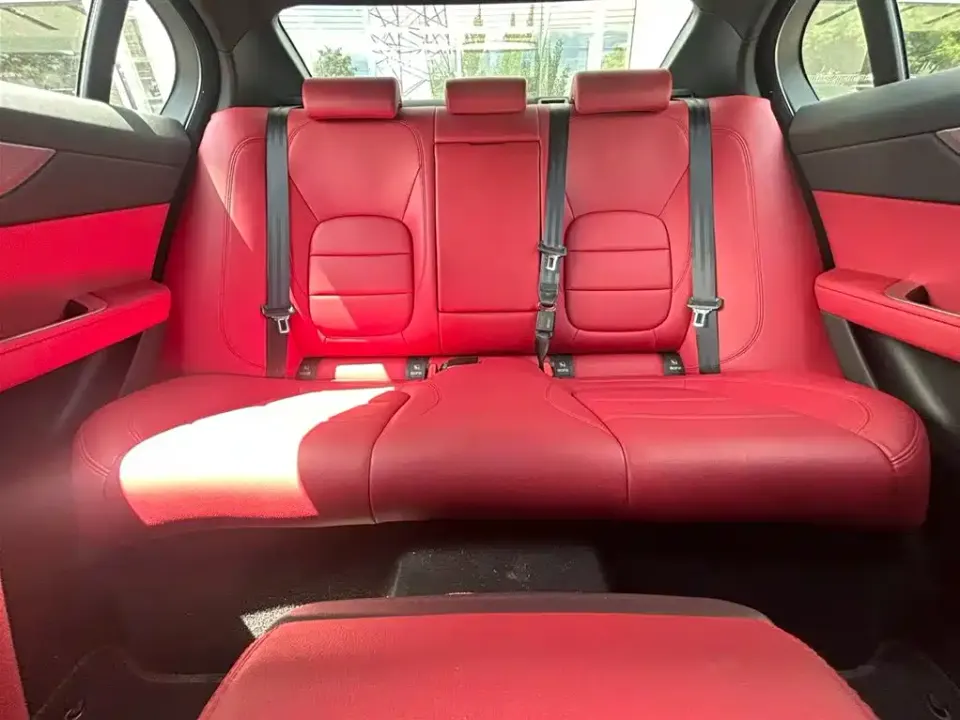 Jaguar XEL