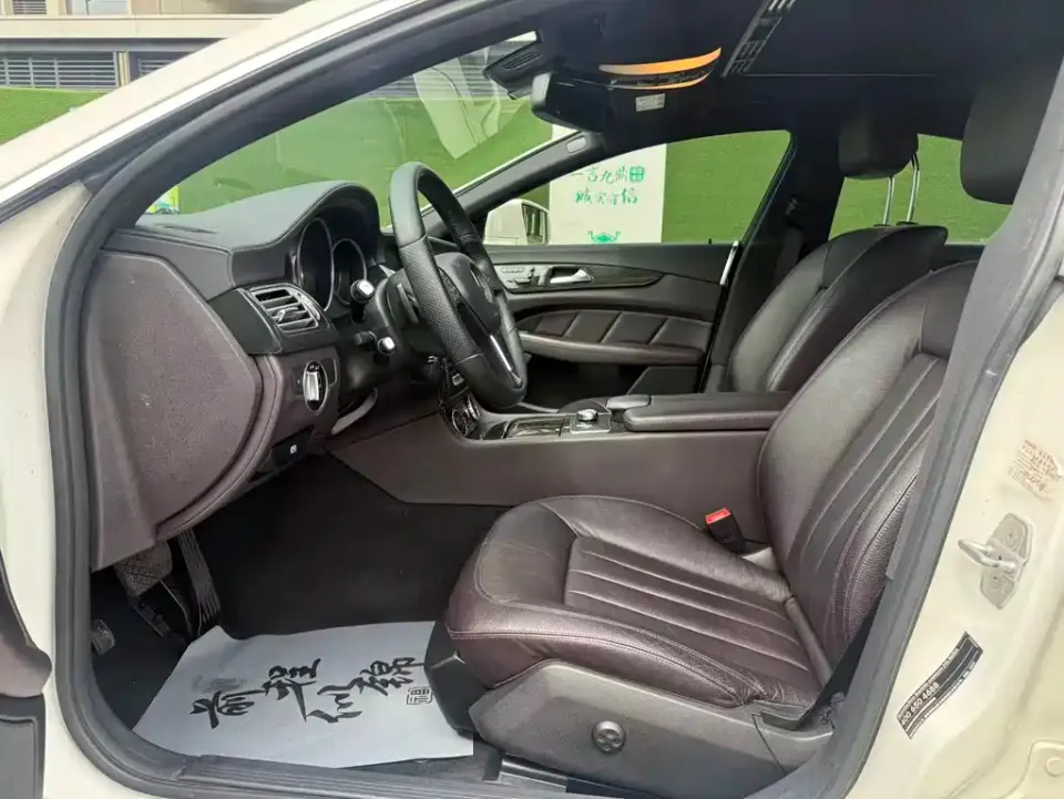 Mercedes-Benz CLS