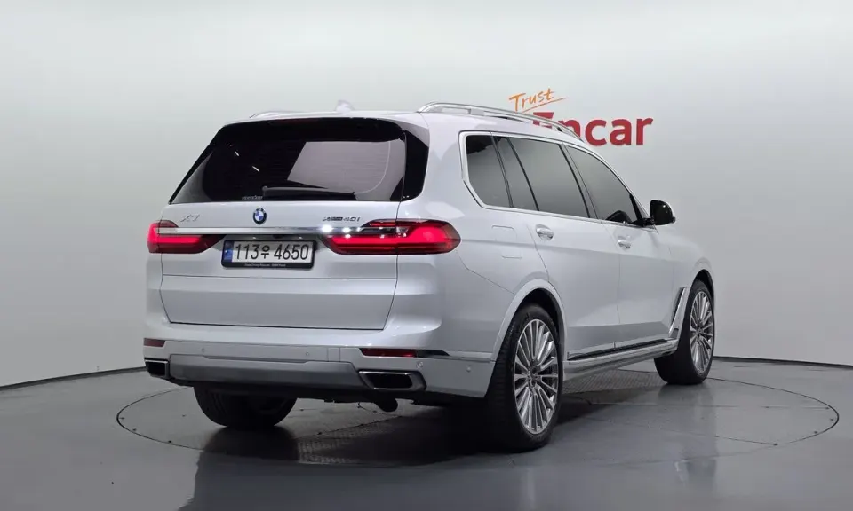 BMW X7