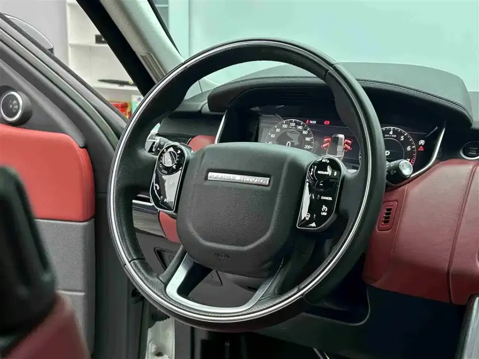Land Rover Sport