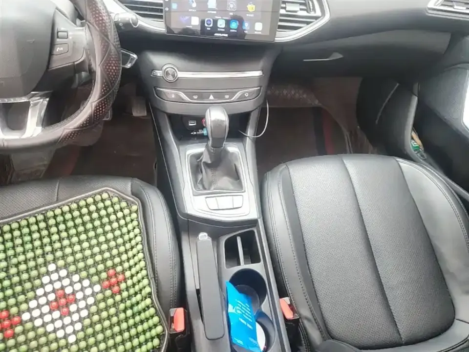 Peugeot 308S