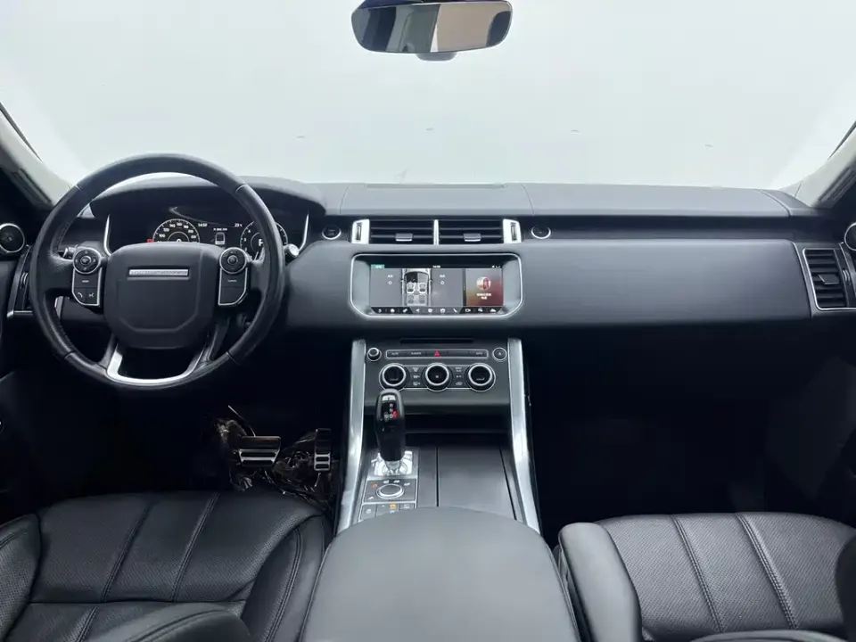 Land Rover Sport