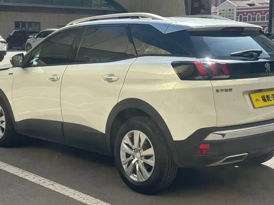 Peugeot 4008