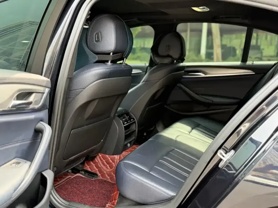 BMW 5 Series (Import)
