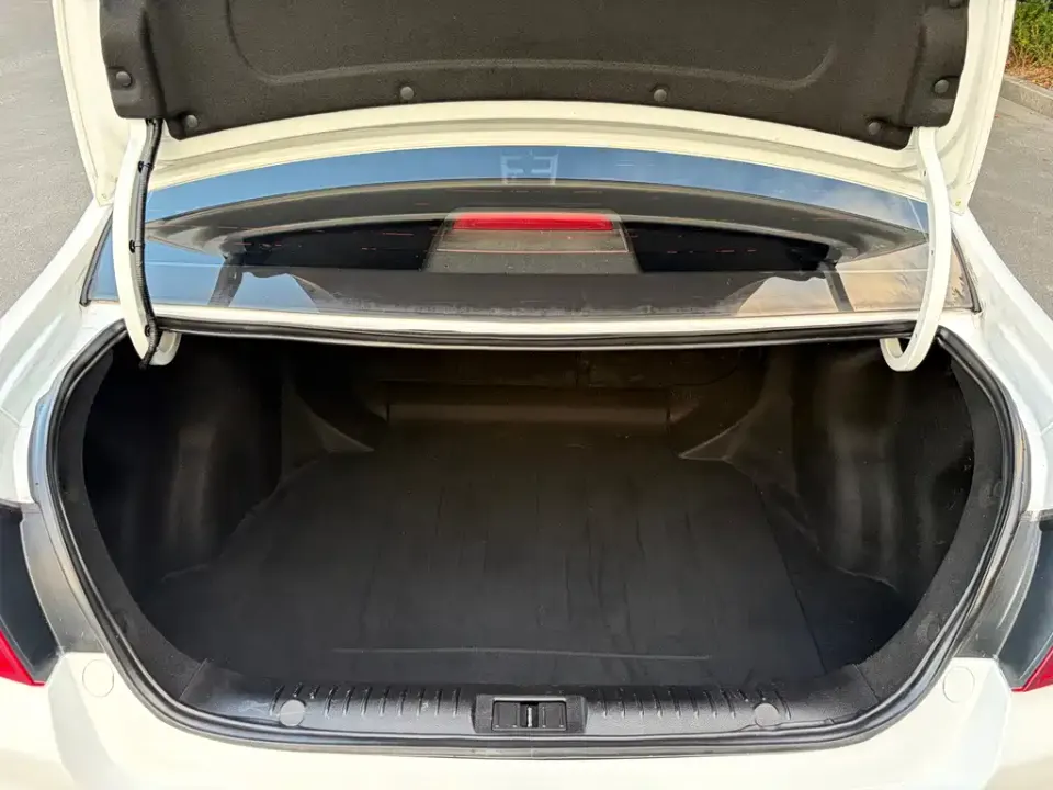 Geely Vision