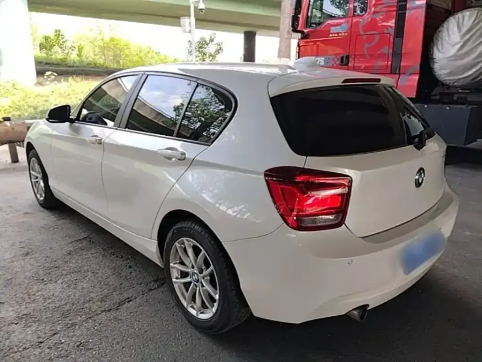 BMW 1 Series (Import)