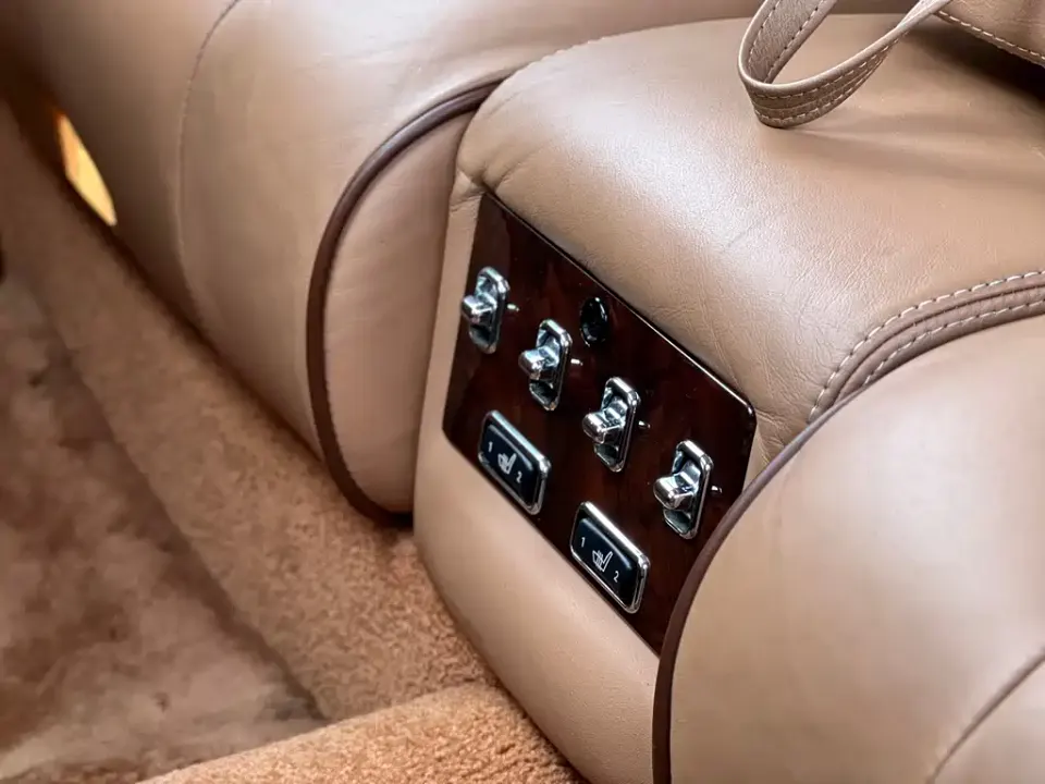 Bentley Elegance