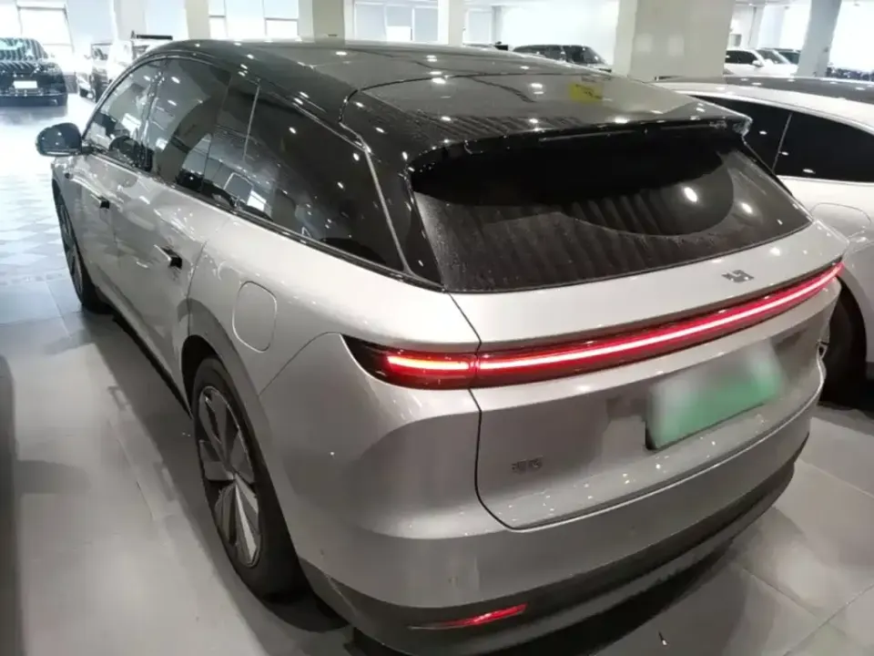 Li Li i6