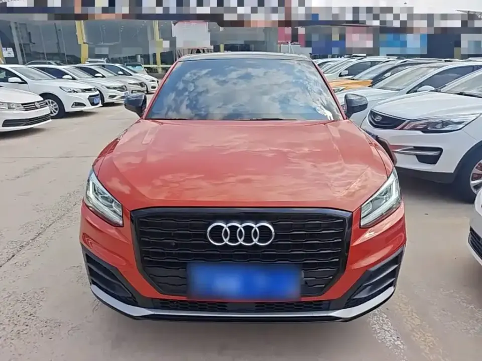 Audi Q2L
