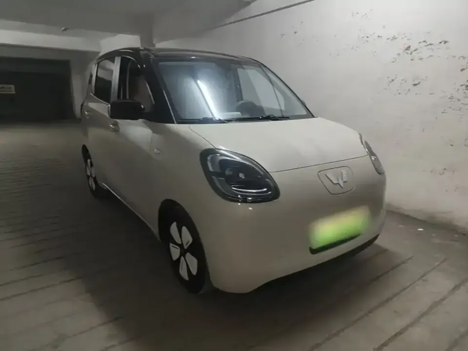 Wuling MINIEV