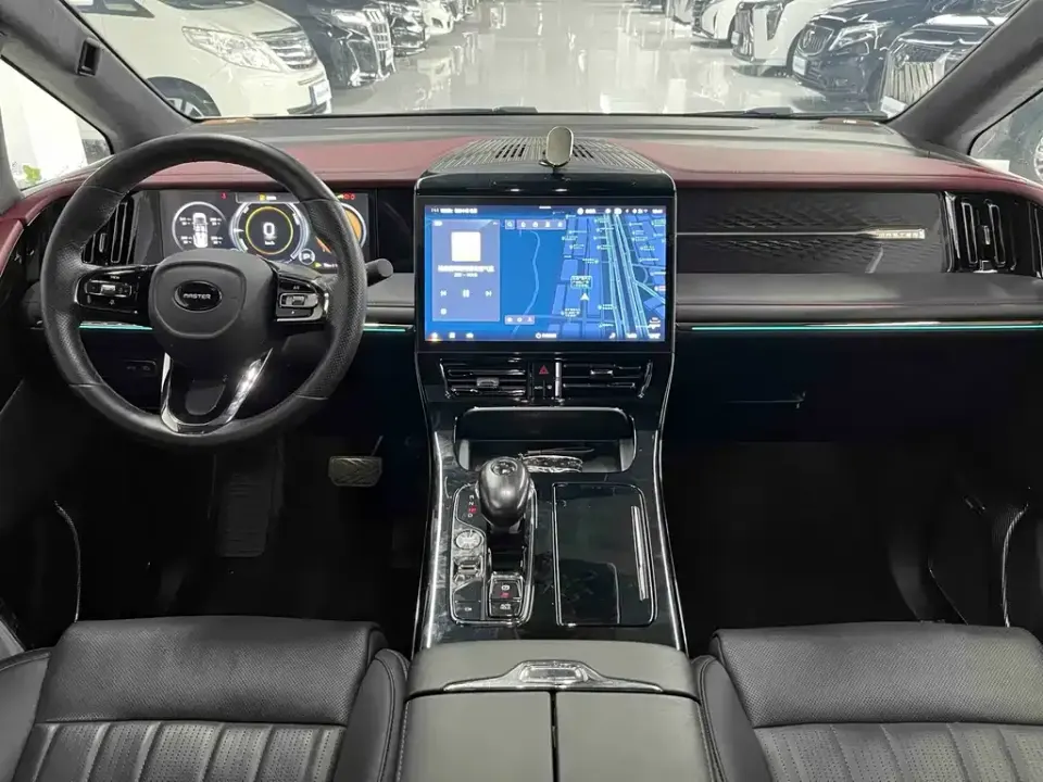 GAC Trumpchi M8