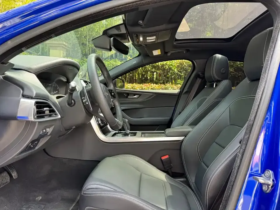 Jaguar XEL