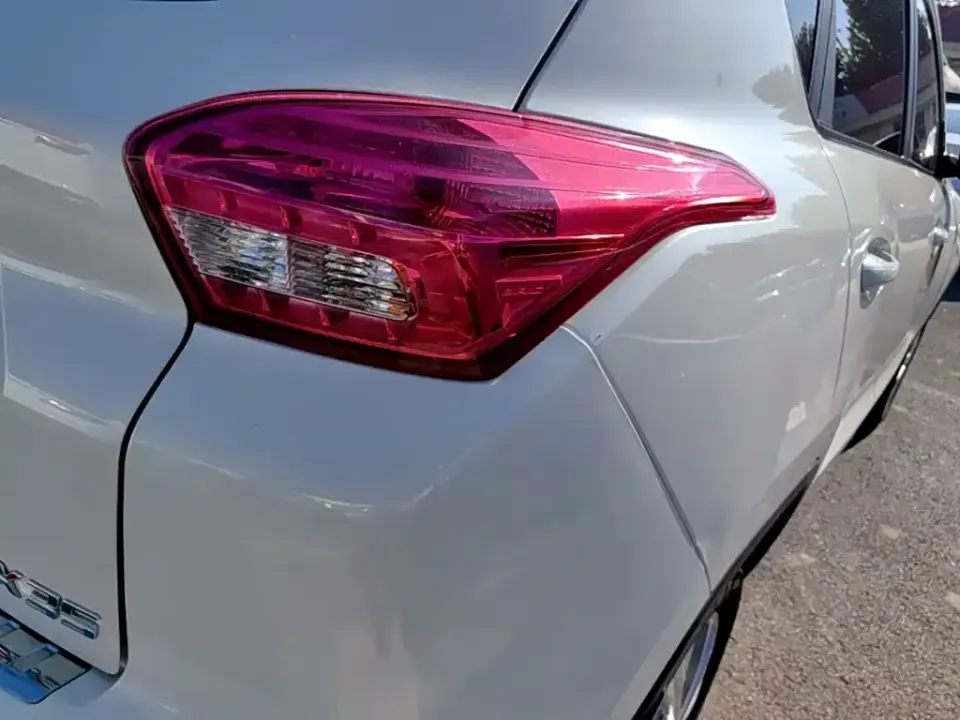 BAIC Senova X35