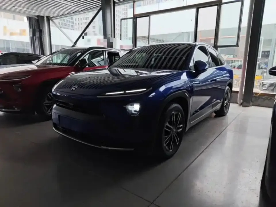 Nio EC6