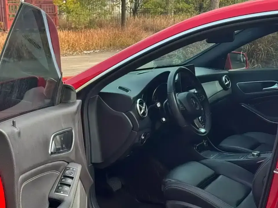 Mercedes-Benz CLA (Import)