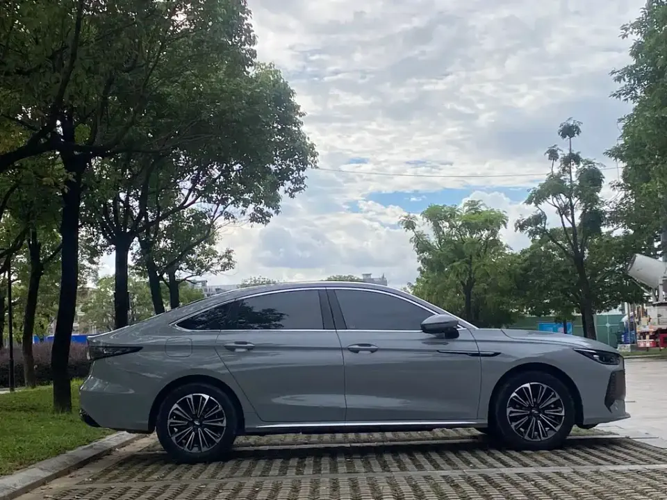 Fulwin Fengyun A8L