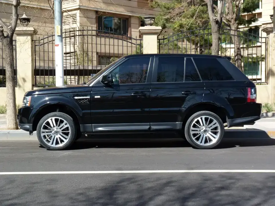Land Rover Sport