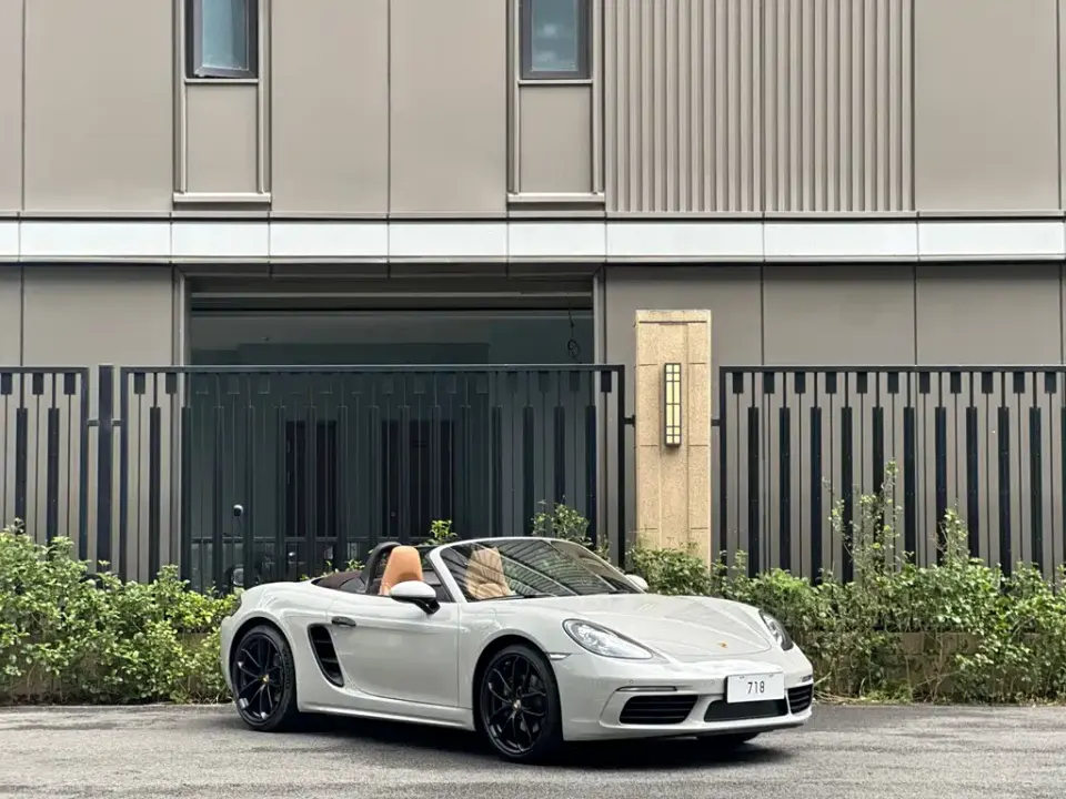 Porsche 718