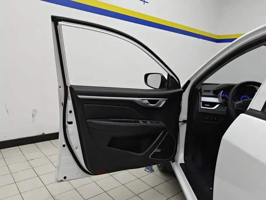 Geely Vision
