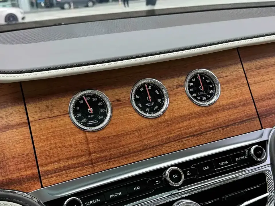 Bentley Flying Spur PHEV