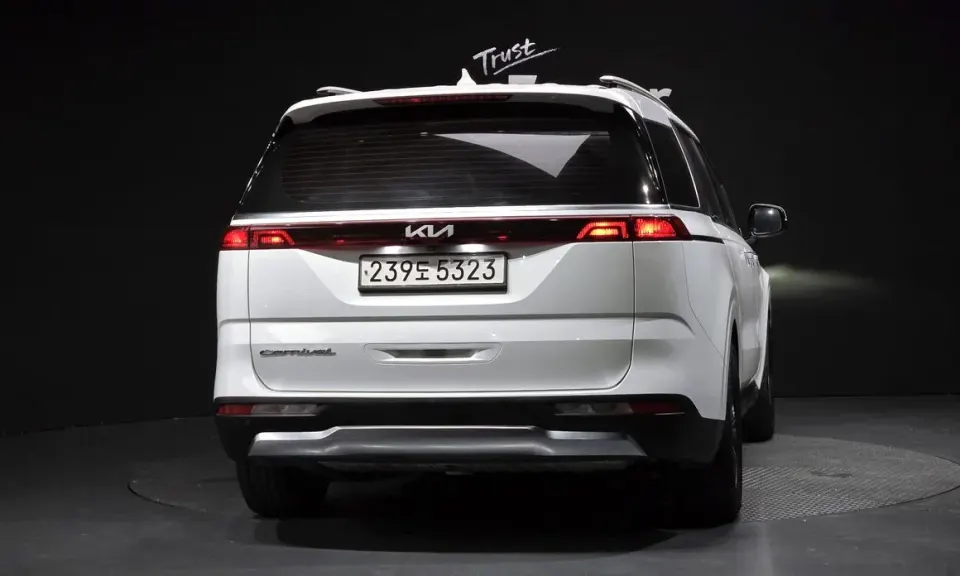 Kia Canival