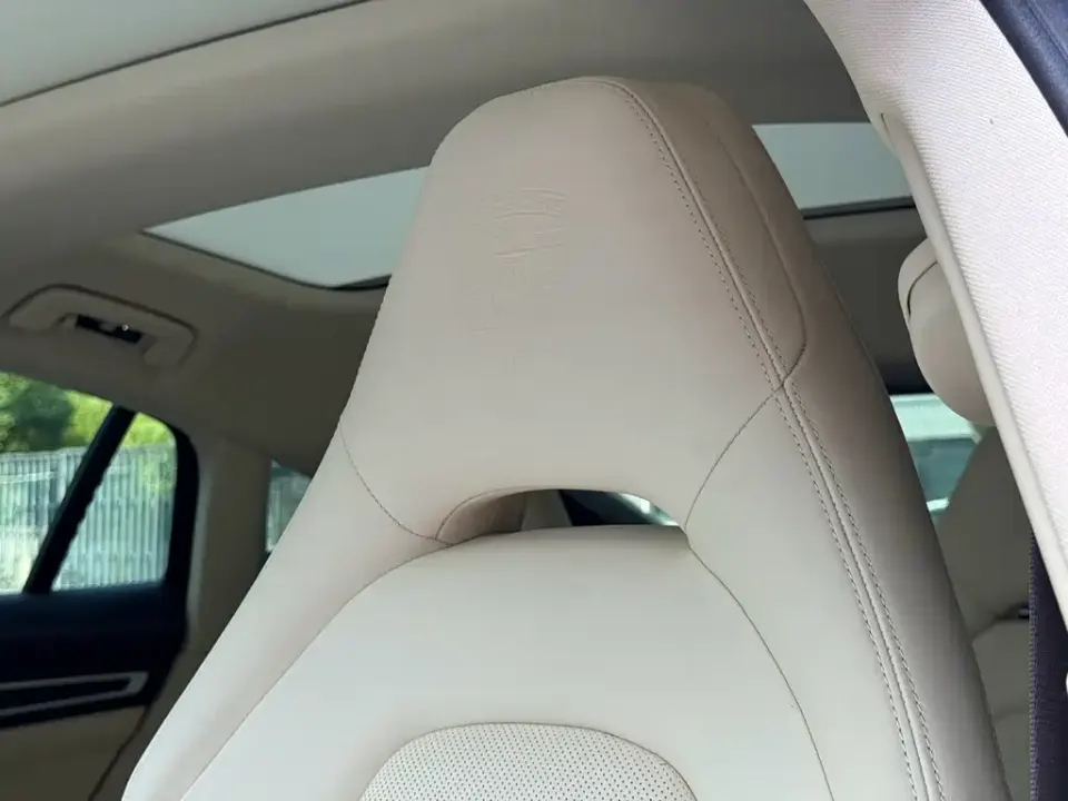 Porsche Panamera Hybrid
