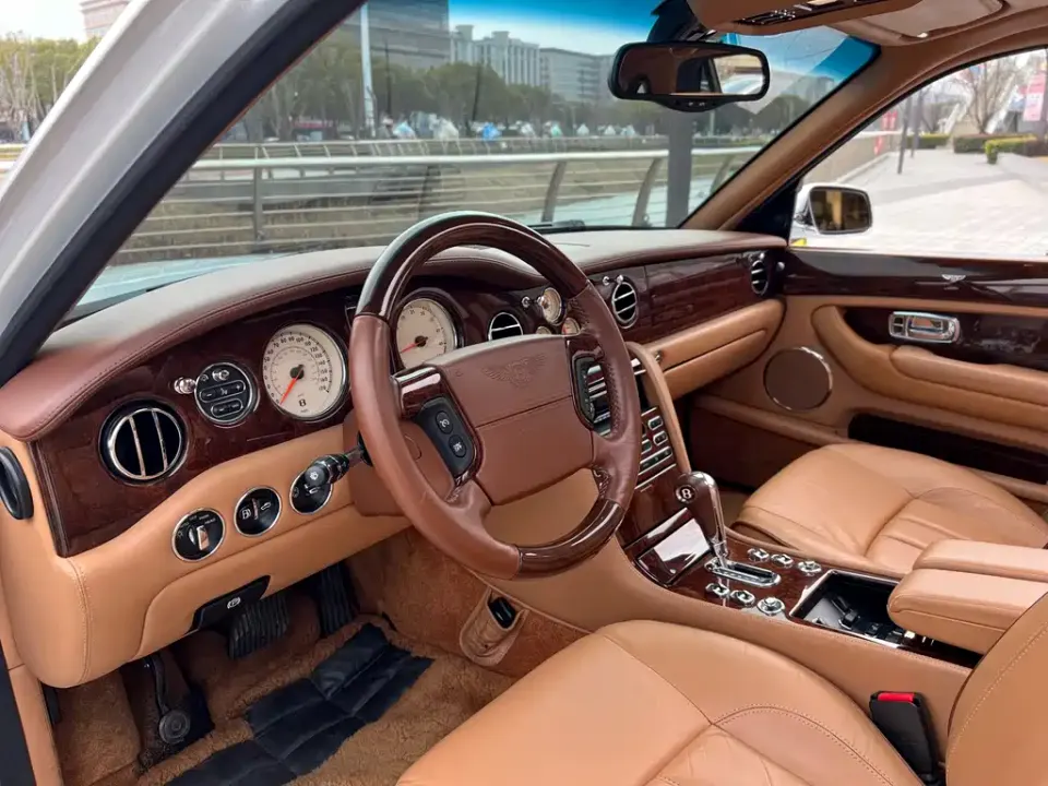 Bentley Elegance