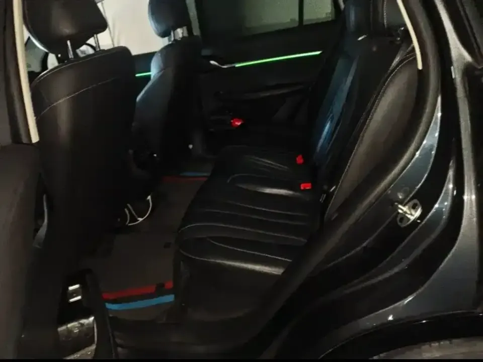 Roewe RX5 Max