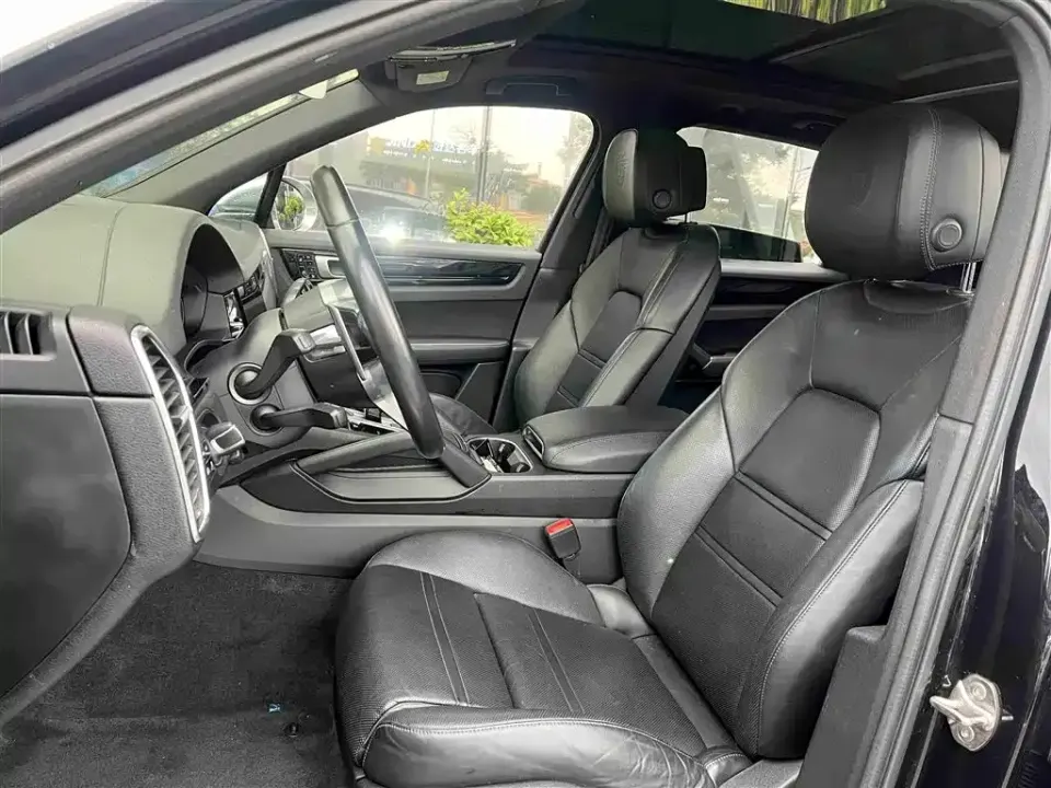 Porsche Cayenne Hybrid