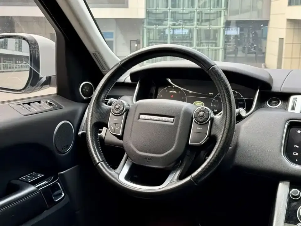Land Rover Sport