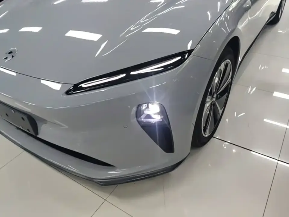Nio ET5T
