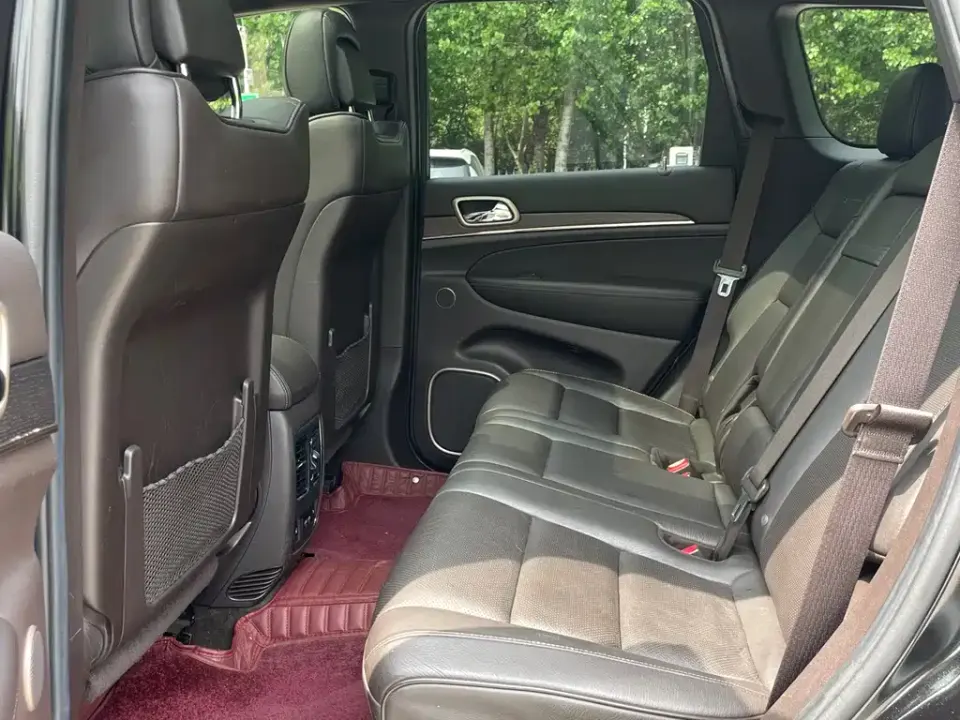 Jeep Grand Cherokee (Import)