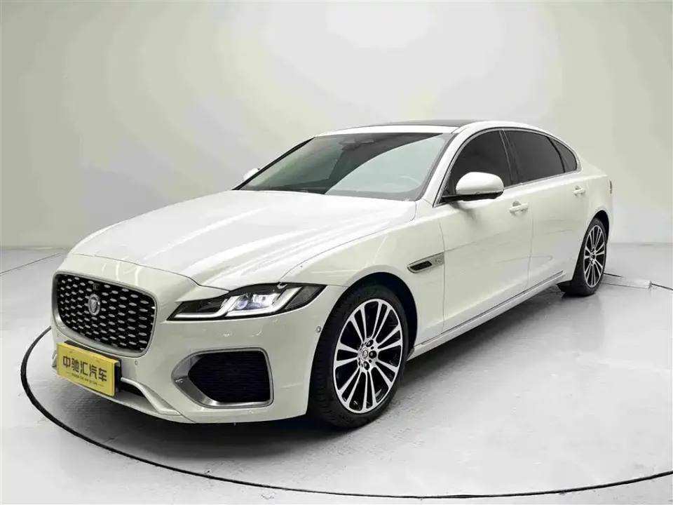 Jaguar XFL