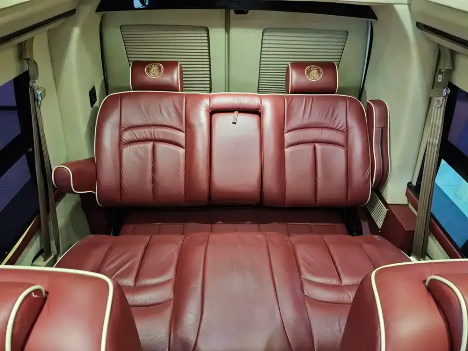 GMC Savana
