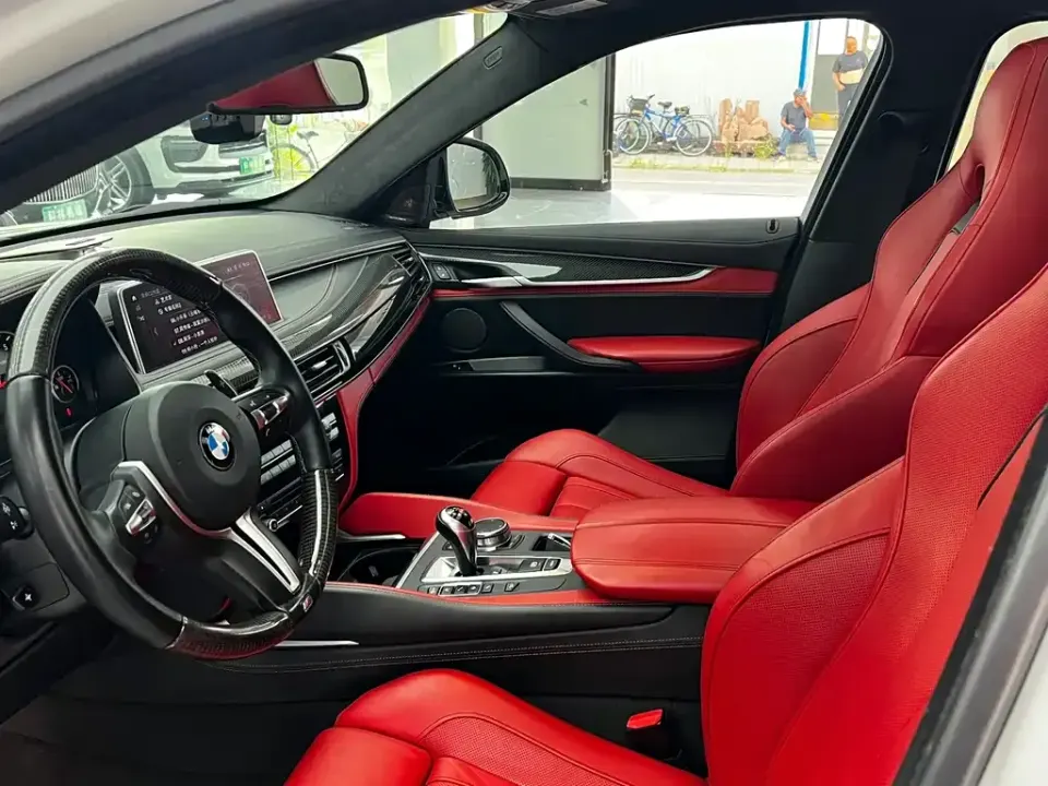 BMW X6 M
