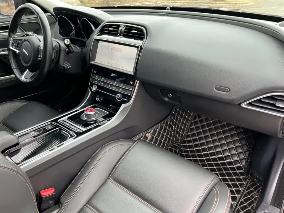 Jaguar XEL