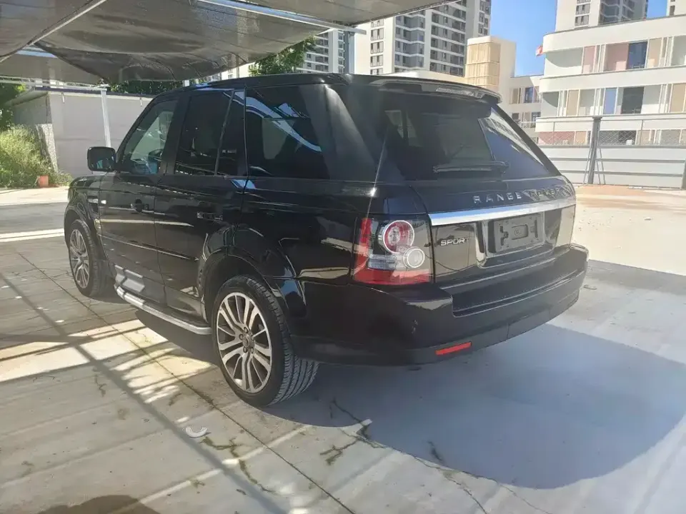 Land Rover Sport